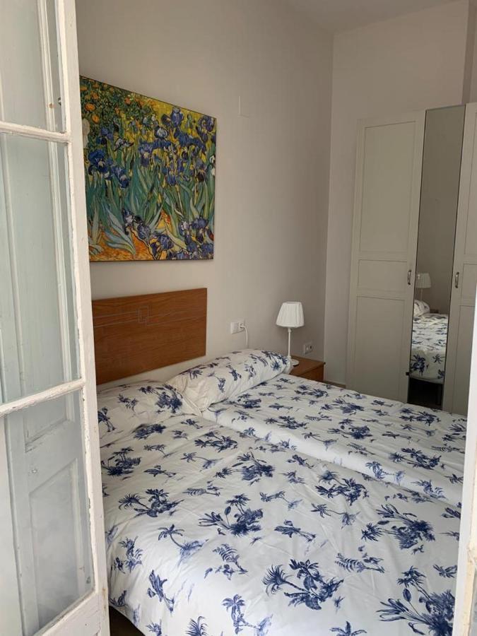 Apartamentos Valverde Cadiz 1 - A Luaran gambar