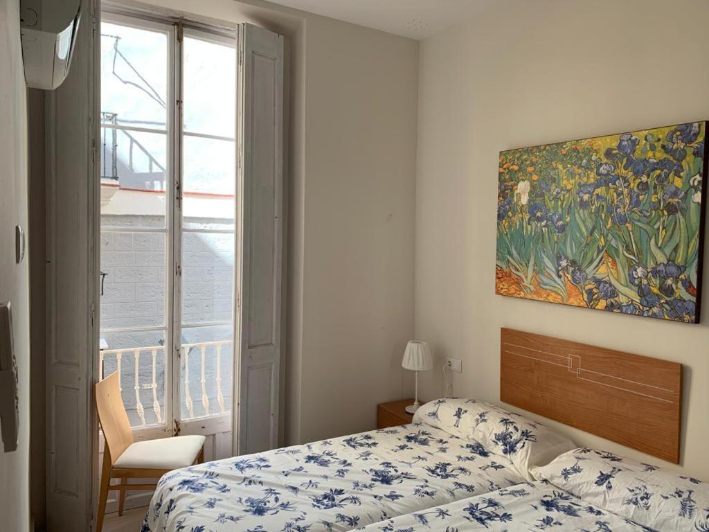 Apartamentos Valverde Cadiz 1 - A Luaran gambar