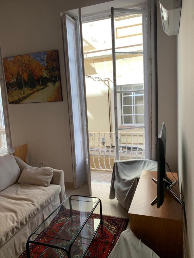 Apartamentos Valverde Cadiz 1 - A Luaran gambar