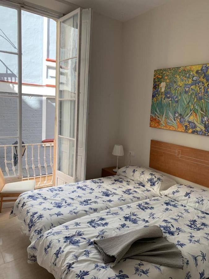 Apartamentos Valverde Cadiz 1 - A Luaran gambar