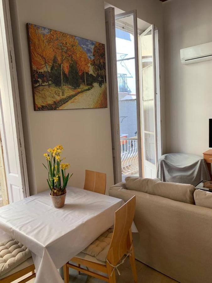 Apartamentos Valverde Cadiz 1 - A Luaran gambar