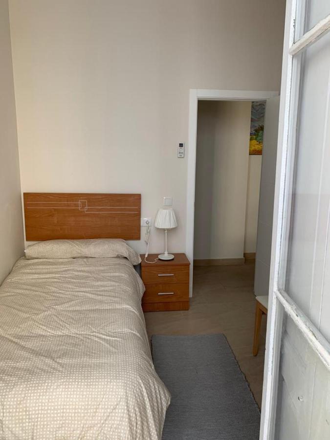 Apartamentos Valverde Cadiz 1 - A Luaran gambar